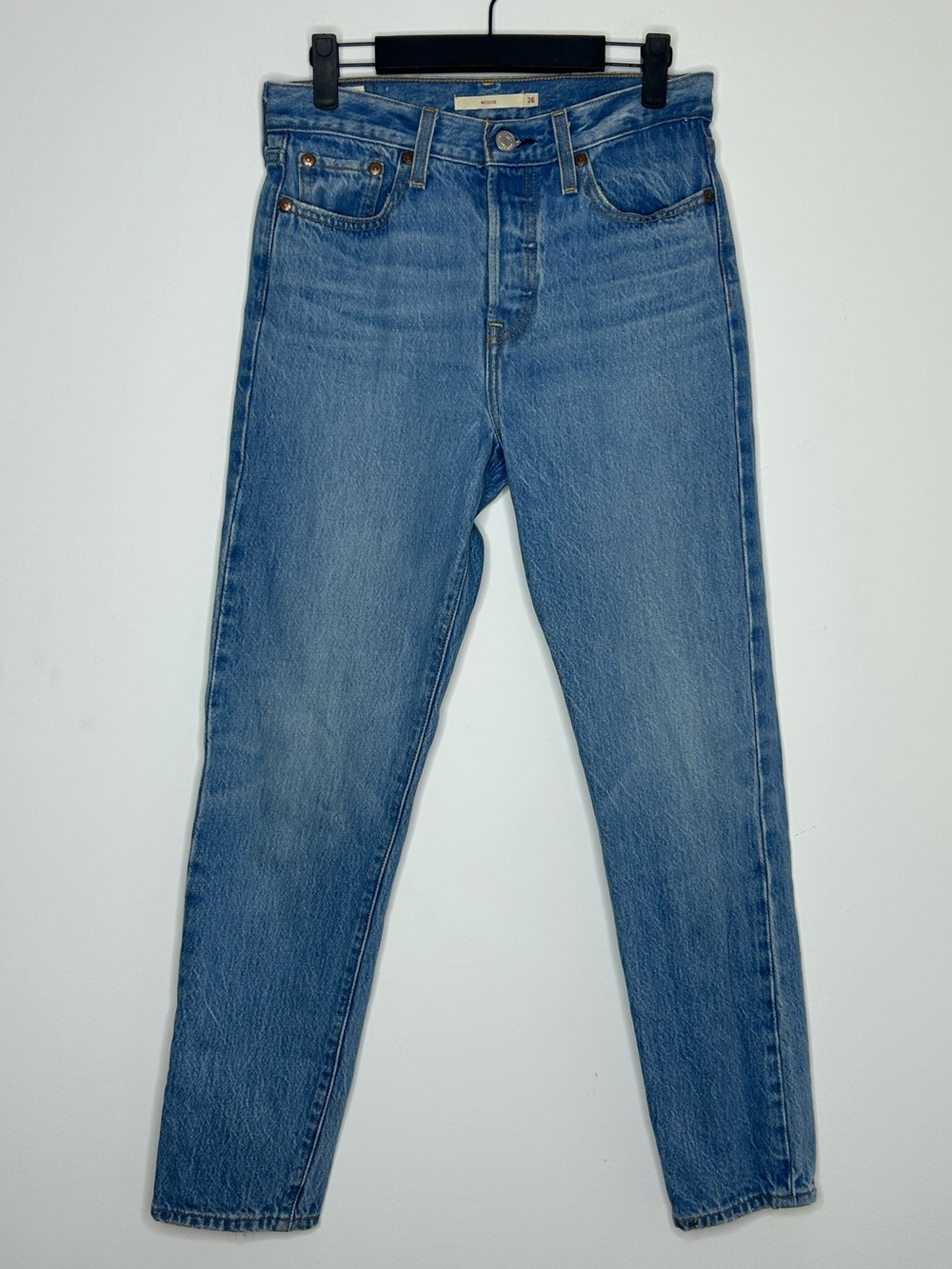 Levi's Wedgie High-Rise Light Blue Straight Leg Jeans Size 26